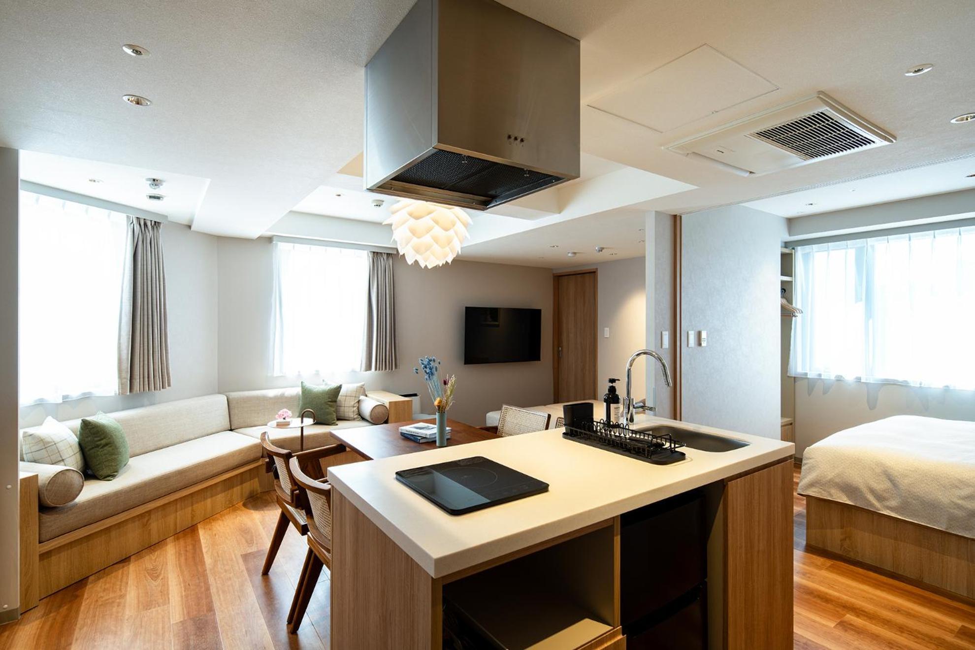 Section L Shimbashi West 4* Tokio
